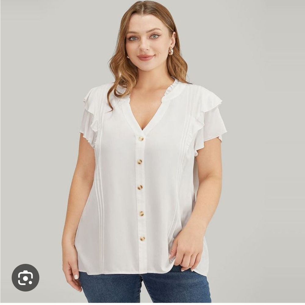 BloomChic White Plain Ruffle Notched Detail Tiered Sleeve Pleated Blouse